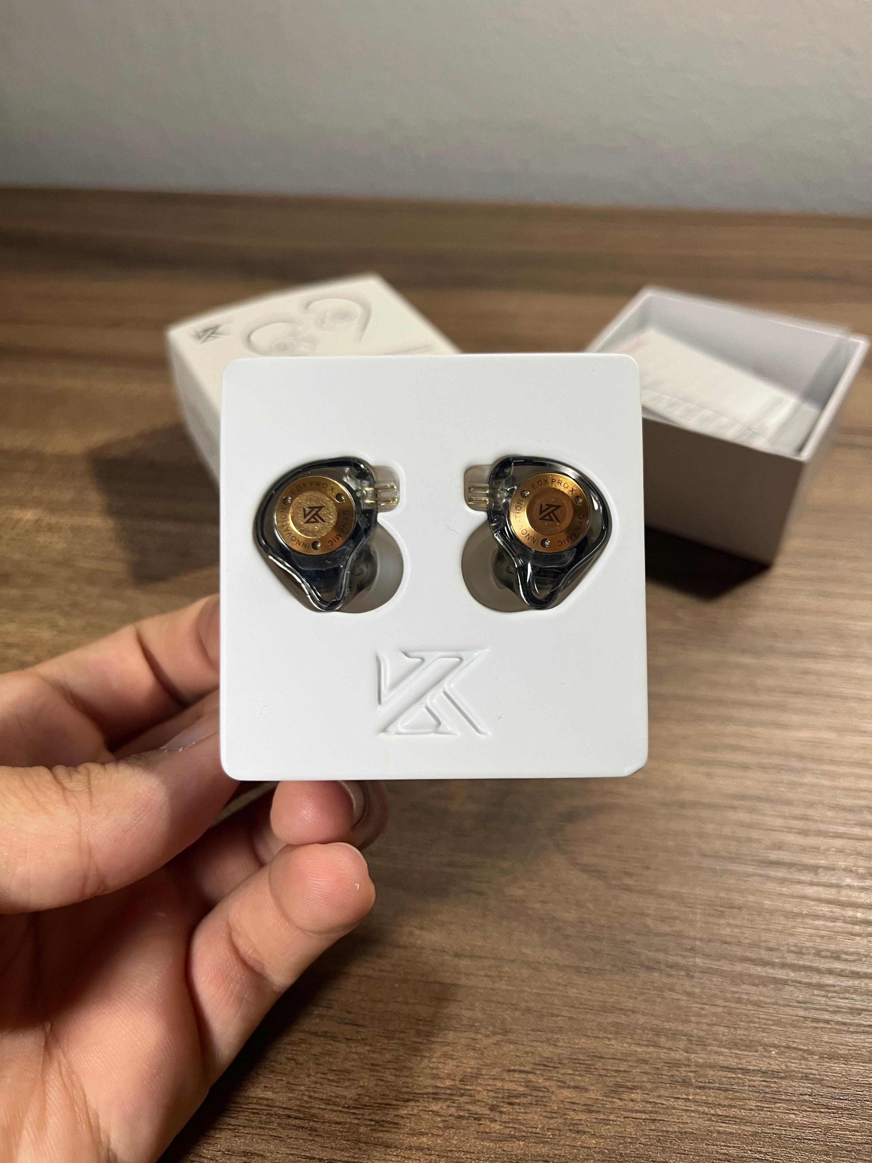 KZ EDX PRO IEMs